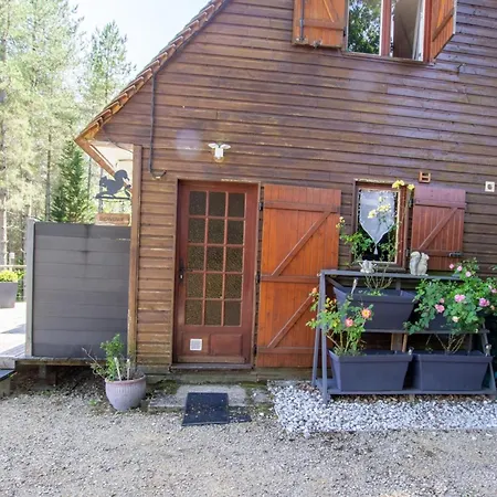 Rustique Au Cœur Du Périgord Noir Avec Terrasse Et Confort Inclus - Fr-1-616-397 * Saint-Pompont